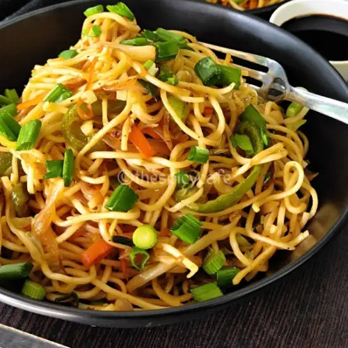 Hakka Noodles Recipe | Vegetable Hakka Noodles | व्हेज हक्का नूडल्स 1 thespicycafe 1 hakka noodles vegetable chinese noodles street food snack Indo-Chinese easy quick simple lunch dinner brunch vegan vegetarian