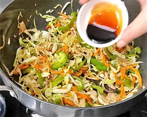 Hakka Noodles Recipe | Vegetable Hakka Noodles | व्हेज हक्का नूडल्स Hakka Noodles Recipe | Vegetable Hakka Noodles | व्हेज हक्का नूडल्स https://thespicycafe.com/wp-content/uploads/2023/10/1-hakka-noodles-vegetable-chinese-noodles-street-food-snack-Indo-Chinese-easy-quick-simple-lunch-dinner-brunch-vegan-vegetarian-thespicycafe.png https://thespicycafe.com/chinese-vegetable-hakka-noodles/