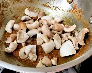 Mushroom Masala Curry | मशरूम मसाला करी | Mushroom Curry Recipe Mushroom Masala Curry | मशरूम मसाला करी | Mushroom Curry Recipe https://thespicycafe.com/wp-content/uploads/2023/12/2-mushroom-masala-restaurant-style-curry-vegan-vegetarian-Indian-lunch-dinner-snack-breakfast-easy-quick-simple-best-with-tandoori-naan-paratha-.png https://thespicycafe.com/mushroom-masala-curry-recipe/