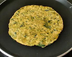 Methi Thepla Recipe | मेथी थेपला | Methi Paratha Methi Thepla Recipe | मेथी थेपला | Methi Paratha https://thespicycafe.com/wp-content/uploads/2023/12/1-methi-thepla-gujarati-breakfast-dish-vegan-vegetarian-fenugreek-paratha-easy-quick-simple-no-onion-no-garlic-satvik-Indian-recipe-lunch-dinner-brunch-snacks-.png https://thespicycafe.com/methi-thepla-recipe/